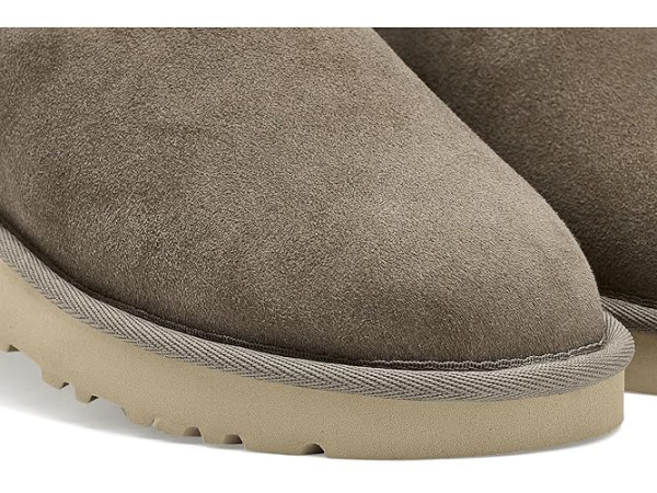 UGG Classic Ultra Mini