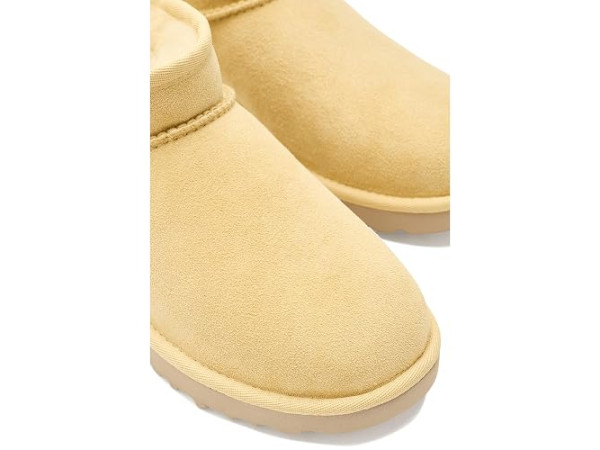 UGG Classic Ultra Mini