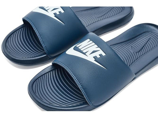 Nike Victori One Slides Nike Victori One Slides