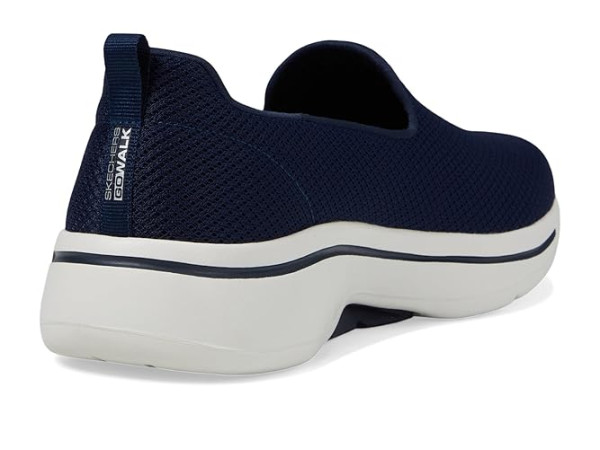 SKECHERS Performance Go Walk Arch Fit