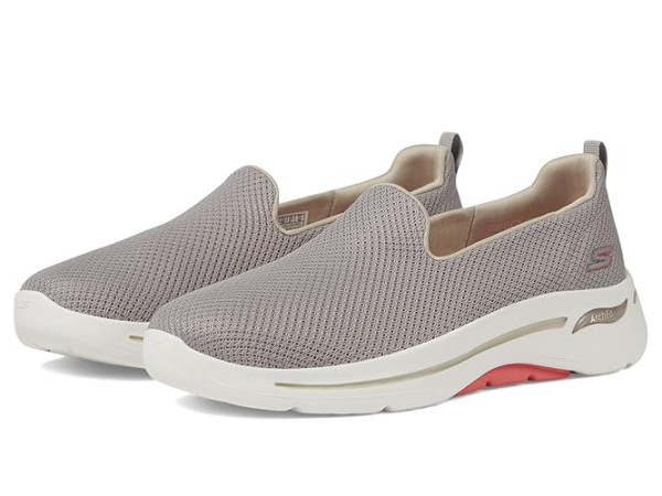 SKECHERS Performance Go Walk Arch Fit