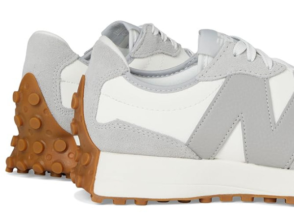 New Balance Classics 327