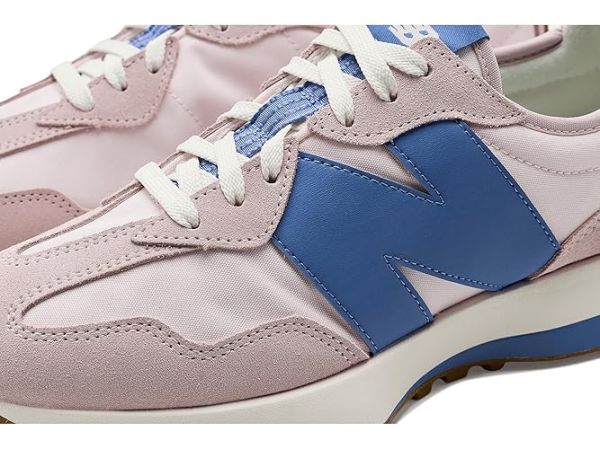 New Balance Classics 327 New Balance Classics 327