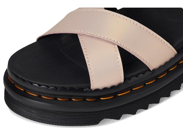 Dr. Martens Voss II
