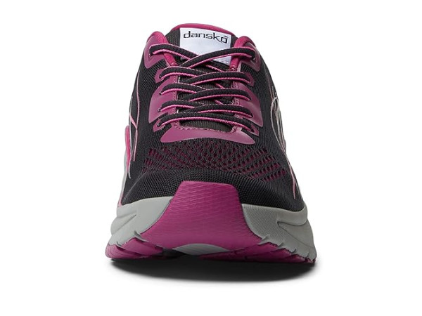 Dansko Pace