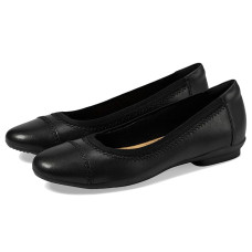 Clarks Sara Bay