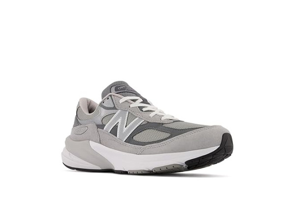 New Balance Classics Made in USA 990v6