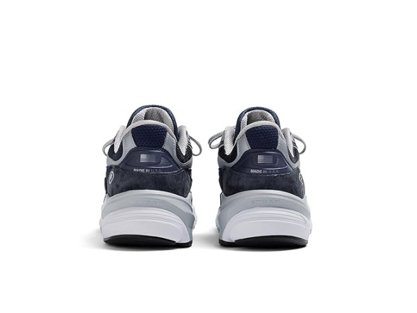 New Balance Classics Made in USA 990v6