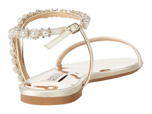 Badgley Mischka Klare