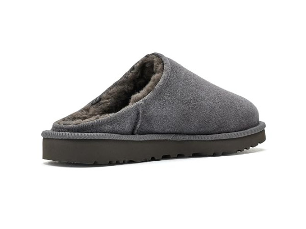 UGG Classic Slip-On
