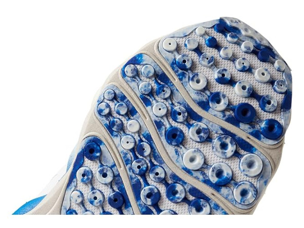 Mizuno Wave Neo Ultra