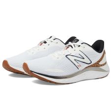 White/Tobacco New Balance Fresh Foam Arishi v4