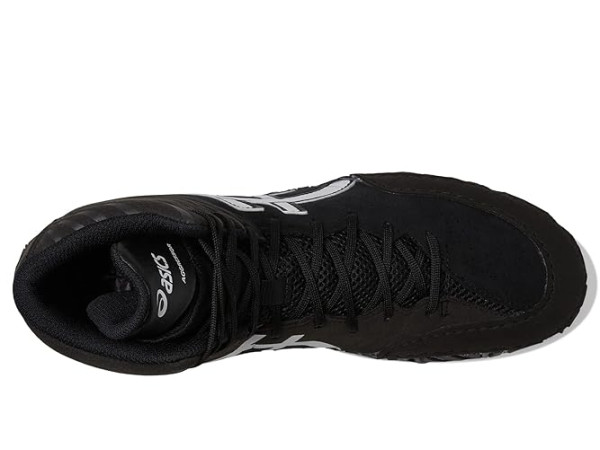ASICS Aggressor 5