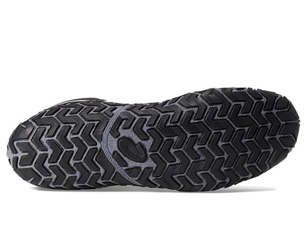 ASICS Aggressor 5