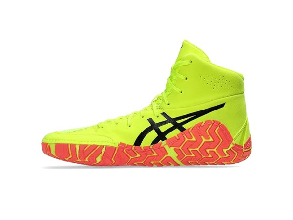 ASICS Aggressor 5