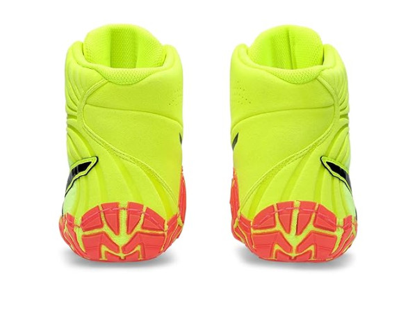 ASICS Aggressor 5
