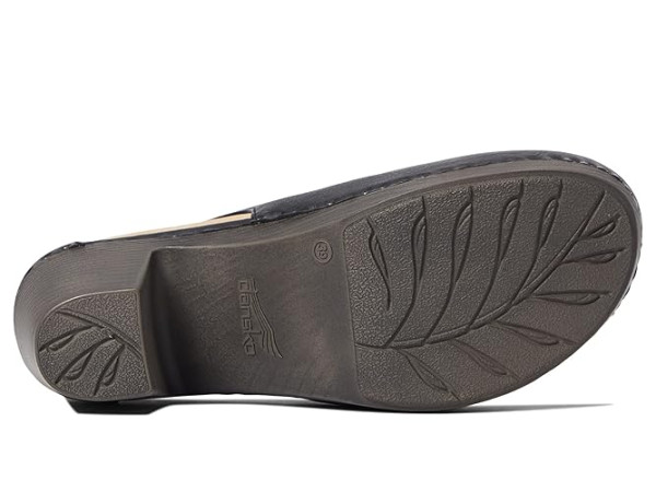 Dansko Sassy