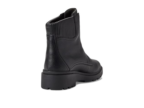 Clarks Calla Zip