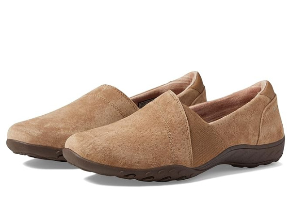 SKECHERS Breathe Easy - Kindred