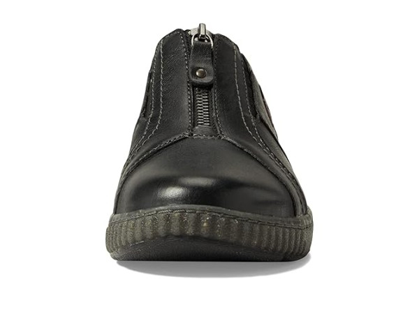 Clarks Magnolia Zip