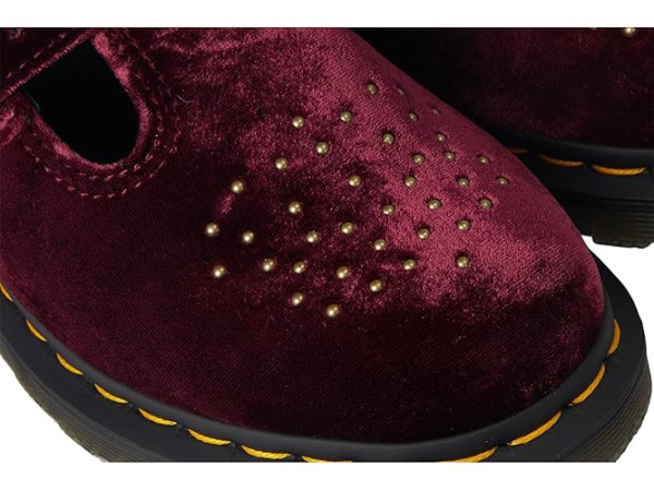 Dr. Martens Vegan 8065