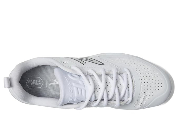 New Balance Fresh Foam Velo v3 Molded Softball Cleats New Balance Fresh Foam Velo v3 Molded Softball Cleats