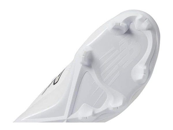 New Balance Fresh Foam Velo v3 Molded Softball Cleats New Balance Fresh Foam Velo v3 Molded Softball Cleats