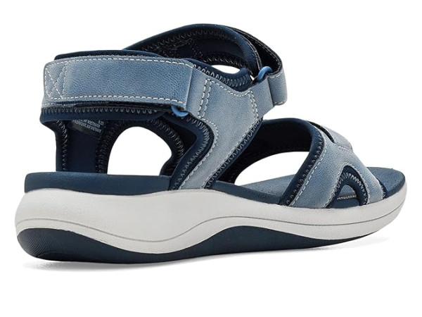 Clarks Mira Bay