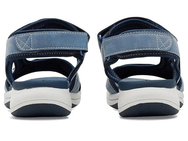 Clarks Mira Bay