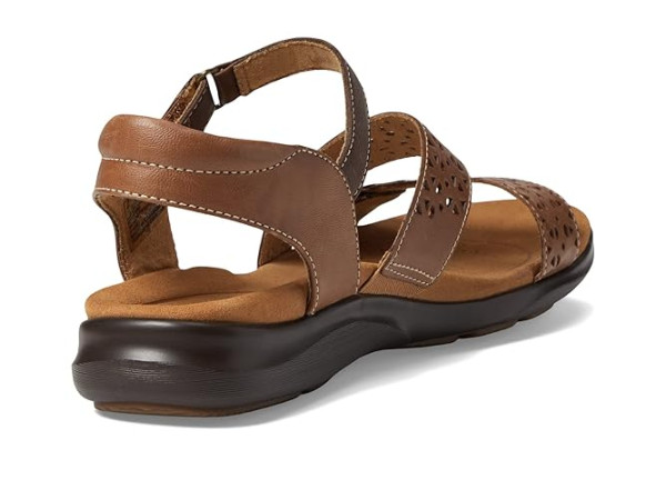 Clarks Kitly Way