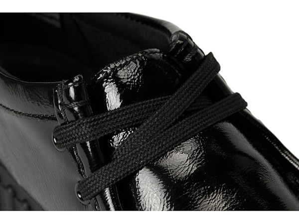 Clarks Torhill Bee