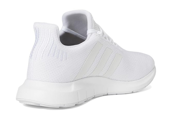 adidas Swift Run