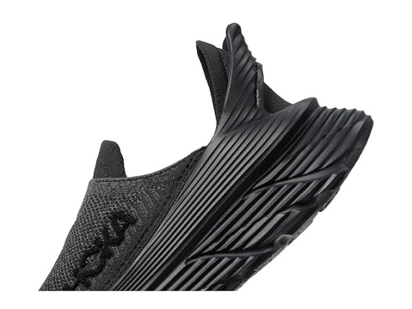 Hoka Restore TC