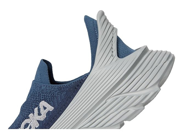 Hoka Restore TC