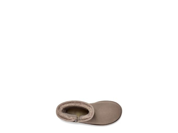 UGG Classic Short Bailey Zip