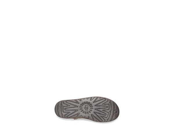UGG Classic Short Bailey Zip