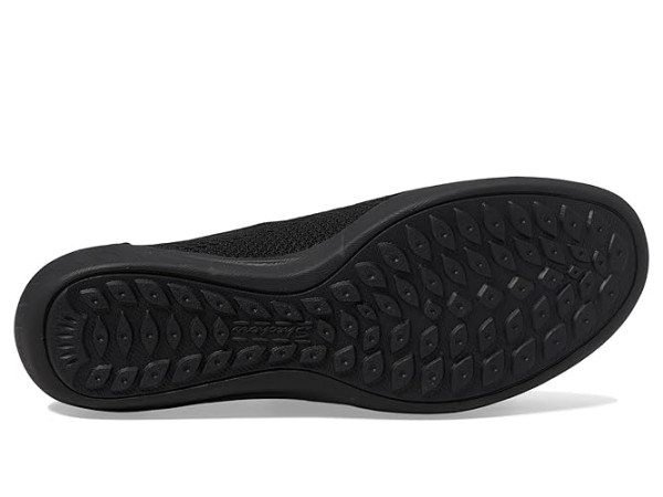 SKECHERS Newbury St - Casually SKECHERS Newbury St - Casually