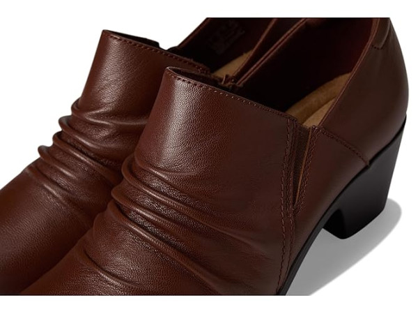 Clarks Emily 2 Cove