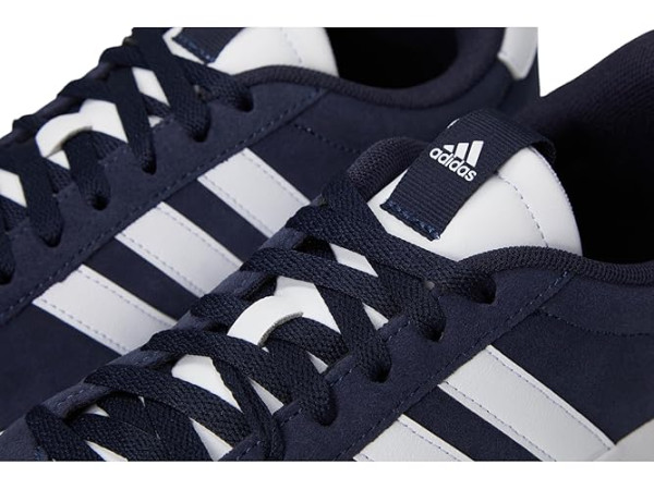adidas VL Court 3.0 adidas VL Court 3.0