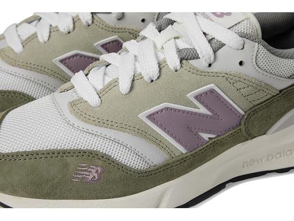New Balance Classics 997R New Balance Classics 997R