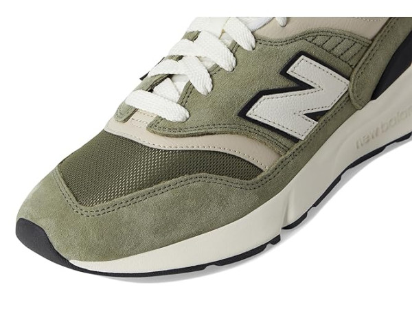 New Balance Classics 997R New Balance Classics 997R