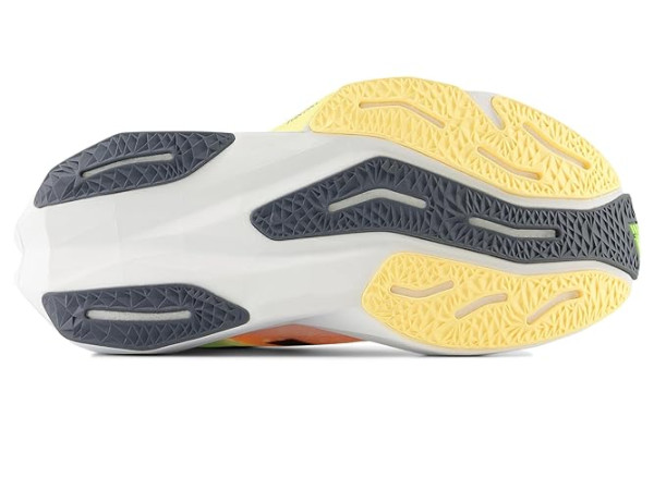 New Balance FuelCell Rebel v4 New Balance FuelCell Rebel v4
