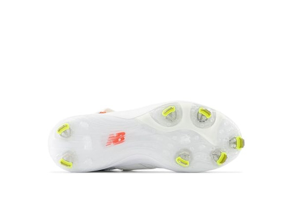 New Balance FuelCell Lindor v2 Metal Baseball Cleats