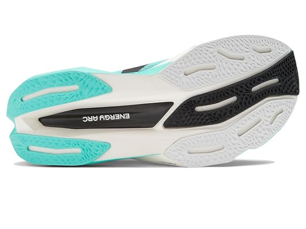 New Balance FuelCell SuperComp Elite v4 New Balance FuelCell SuperComp Elite v4
