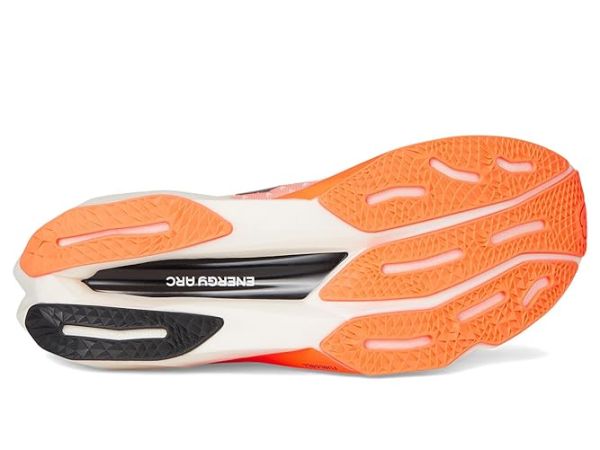New Balance FuelCell SuperComp Elite v4