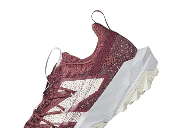 New Balance Tektrel