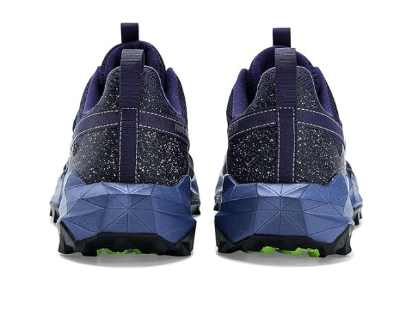 New Balance Tektrel