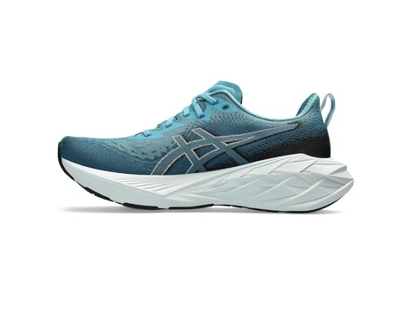 ASICS Men's Novablast 4
