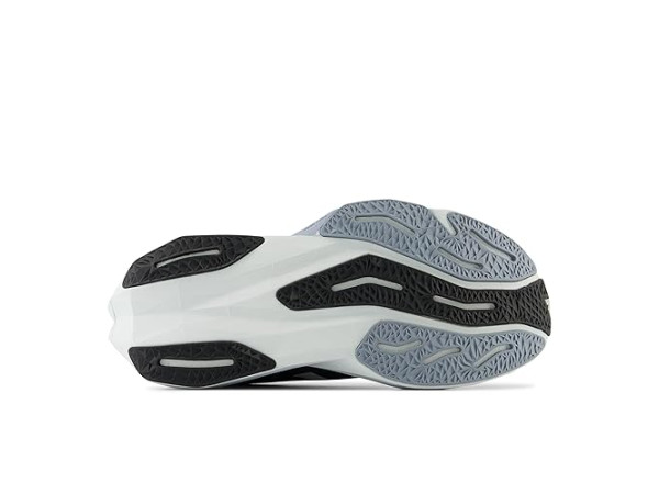 New Balance FuelCell Rebel v4