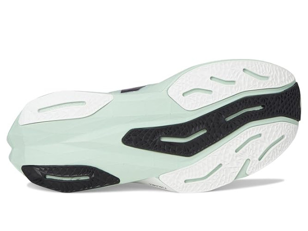 New Balance FuelCell Rebel v4